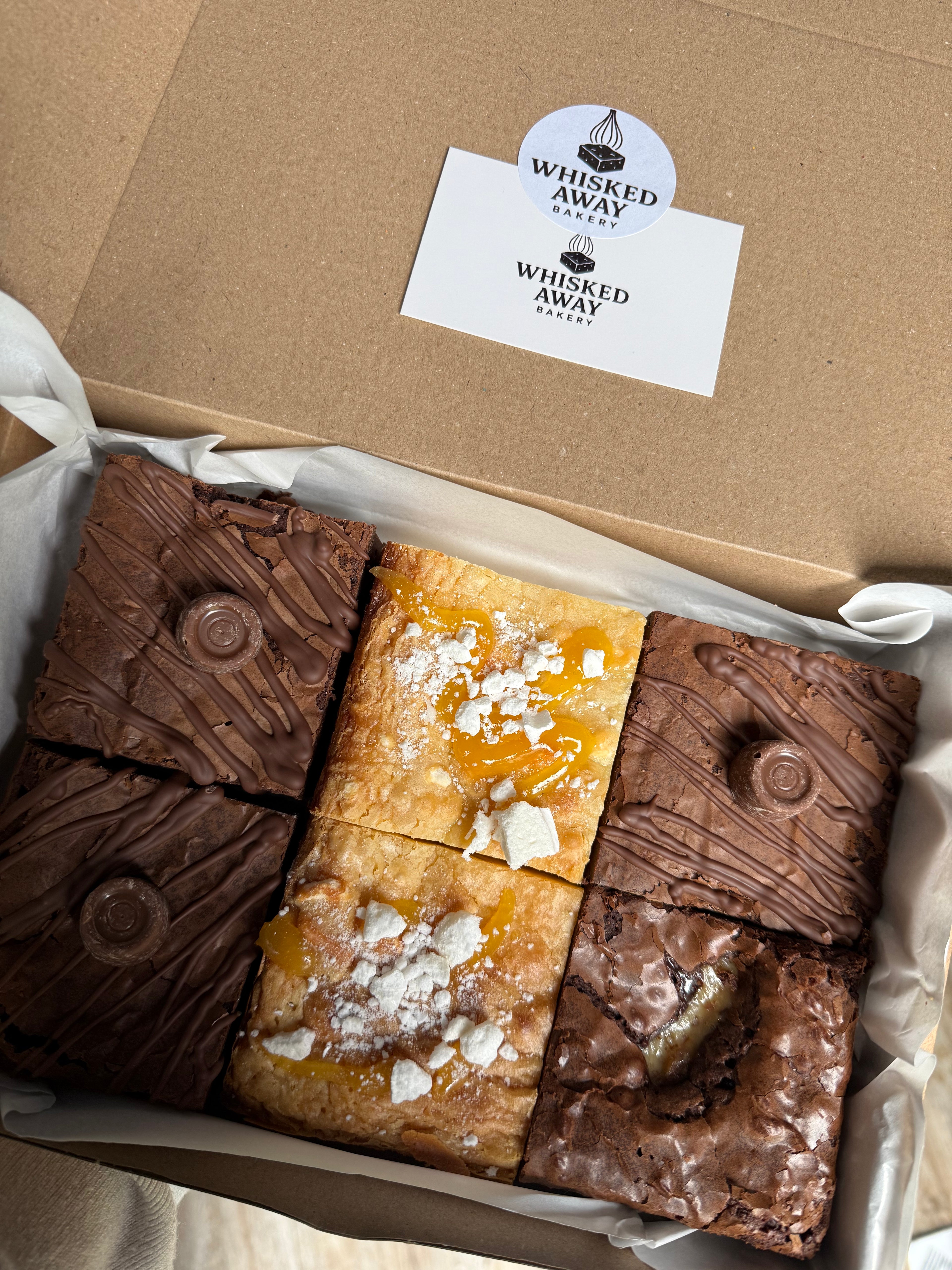 A Mix Of Six Blondies & Brownies 🍫