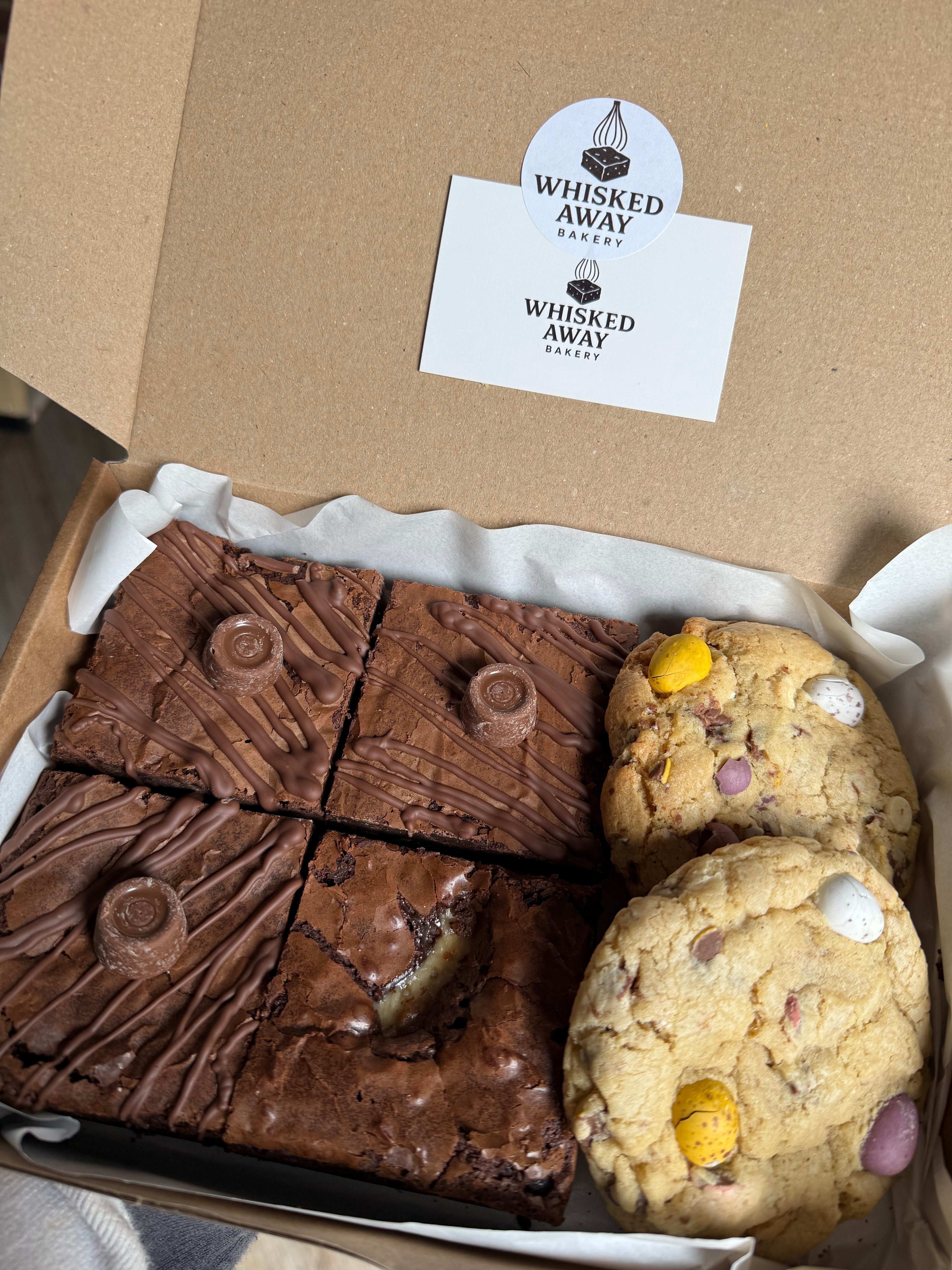 A Mix Of Four Brownies & Two Cookies